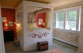 Beautiful, Private Oceanfront Cottage on Penobscot Bay - Image 4