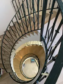 Familjhem med privat trädgård i skandinavisk stil - Image 2