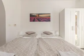Serene Retreat Apartments - Image 2
