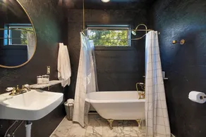 THE WILDE HOUSE - Bohemiam Farmhouse - Image 3