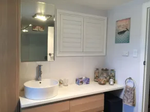 The Beach House - close to everything! - Image 4