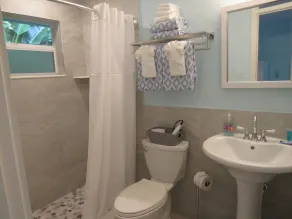 Fremragende beliggenhed, skjult perle, skridt til stranden, Boutique Beachside Bungalow 7 - Image 4