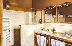 Awesome home in Navarredonda de Gredos with WiFi and 3 Bedrooms - Image 3