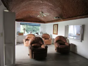 5,000 Meter Pool, Jacuzzi, And Large Garden Mexican 5,000-Meter Villa - Image 3