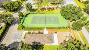 Stunning West Haven Villa with Private Pool Spa and Balcony Near Disney - Image 4