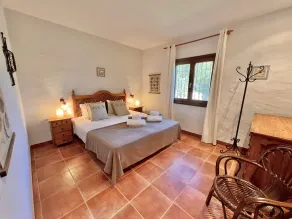 Villa im andalusischen Stil mit herrlichem Blick auf die Playa. PAX 6 - Image 3