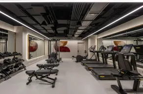 Modern Back Bay 1br w/ w/d & gym, nr Boston Common, by Blueground - Image 2