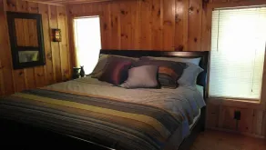Secluded and Private Cabin with Amazing Views.  Hot tub and WiFi. - Image 4