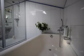 Alpenchalet, 190 qm, 3 bedrooms, 3 floors, big gardenarea, pets are welcome - Image 5