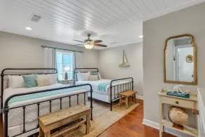 The Island Pearl! Perfect Private Escape with Private Pool, Newly Renovated, Great Outdoor Spaces! - Image 5