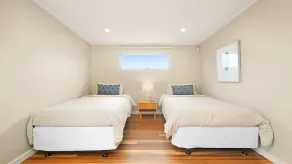 C'est LA VIE, WAMBERAL - BEACHFRONT MED POOL, FANTASTISK OCEAN VIEWS - Image 5