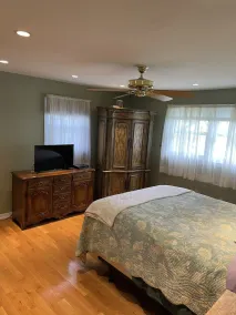 Spacious Hampton Bays Home-near Shinnecock Hills- Perfect for 2026 US Golf Open! - Image 5