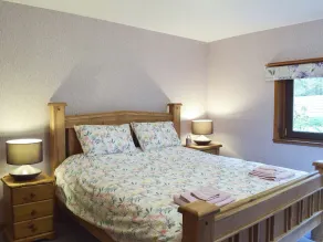 2 bedroom accommodation in Ayr - Image 4