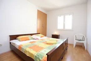 2-Zimmer-Ferienwohnung mit Terrasse und Meerblick Slatine (Ciovo) (A-16341-b) - Image 5