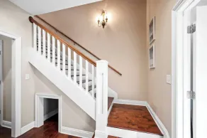 Charming River House that Sleeps 12! Beautiful views and a large porch, private dock, perfect for families! Come Relax on the River! - Image 2