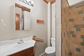 HOT DEAL! CAN'T STAY A WEEK, 3 NITE'S COZY COTTAGE! SHORT WALK TO BEACH! - Image 2