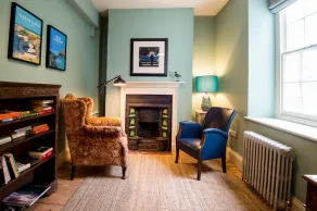 Elegant Georgian Escape in Picturesque Laugharne - Image 2