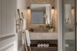 White & Co Exclusive Island Villas - Image 4