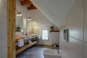 großzüg. Reetdachhaus Huus Uelvesbüll, Alleinl., 150m², 3 posti letto, 2 bagni, 6 P. - Image 4