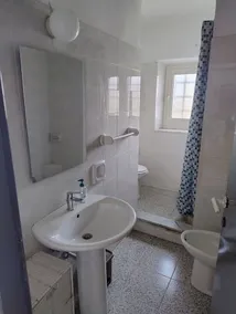 House with garden - Image 3