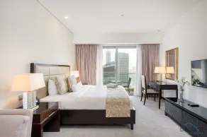 Upscale Studio at The Address Residences Dubai Marina by Deluxe Holiday Homes - Image 5