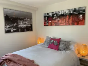 Self-contained one bedroom apartment - Kingston Foreshore on your doorstep - Image 3
