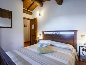 Bonito apartamento en villa para 6 personas con WIFI, piscina, TV, patio y mascotas permitida - Image 5