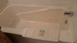 2BR condo near Recreation Center, pool, hot tub and many more - Image 4