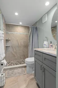 Cute one bedroom condo. walk to the beach and st Armand circle - Image 2