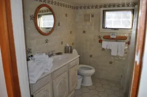 Privates Hallenbad - Vermont Vacation Home - Prop. # 352330 nebenan - Image 3