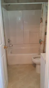 1.5 blocks to the Beach newly remodeled duplex - Image 3
