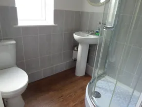 Propriété de 3 chambres avec Jacuzzi - Image 2