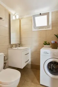 Independent family friently house - Image 5