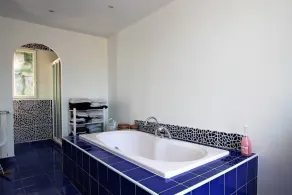 Sur les hauteurs de l'arrière pays de Nice, belle villa idéale en famille ou entre amis - Image 3