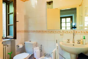 Stone farmhouse:kitchen+2bedr+2bathr+ifournished laundry CIN: IT046022C2IHU96TA5 - Image 3