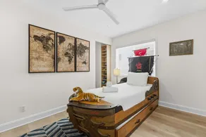 Windansea Luxury Beach Home  - Spa, AC, Walk to Beach, Garage & Fast WiFi! - Image 5
