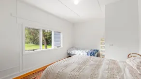 Springs Beach House - Image 3