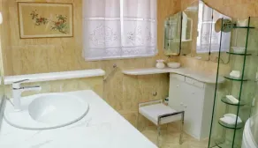 Suite with  jacuzzi in private garden - Image 4
