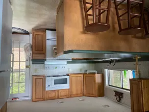 THIS PROPERTY IS NOT AVAILABLE - DUMB FUCKS DON\"T HAVE A DELETE BUTTON - Image 2