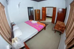 M R Beach & Cottages - 10 - Image 3