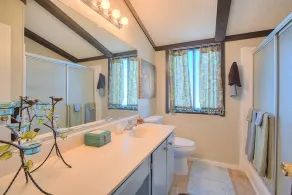 Jolie petite maison rose - Image 2