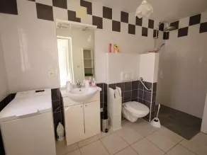 Charming Family-Friendly Cottage in Descartes - All Inclusive, Close to Top Tourist Sites - Image 2