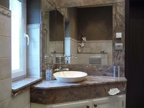 Holiday home with garden and private swimming pool - Image 3