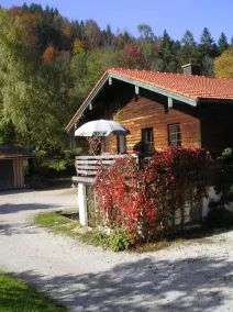 Vacation home for single occupancy on a Bavarian farm with idyllic garden - Image 4