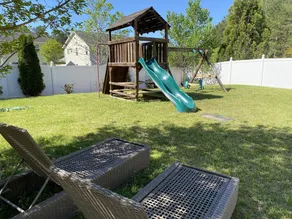 Cary Family and Pet House - Image 2