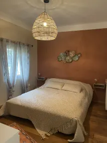House in a quiet residential area 12 minutes walk from the beach - Image 4