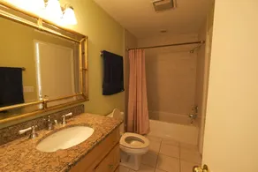 Beautiful 2 bed, 2 bath condo on St Clair River in Marysville, MI - U1 - Image 3