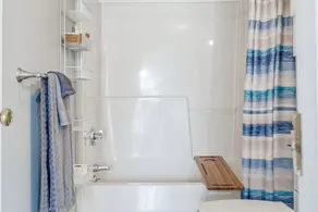 Serene Pine Point Escape — 1 Block to Beach, Marsh Views & Portland - Image 4