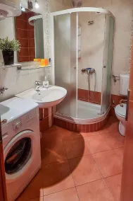 Holiday apartment 100 m from the Adriatic Sea - Image 2