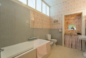 Chateau De Flora - Six Bedroom Castle, Sleeps 13 - Image 3